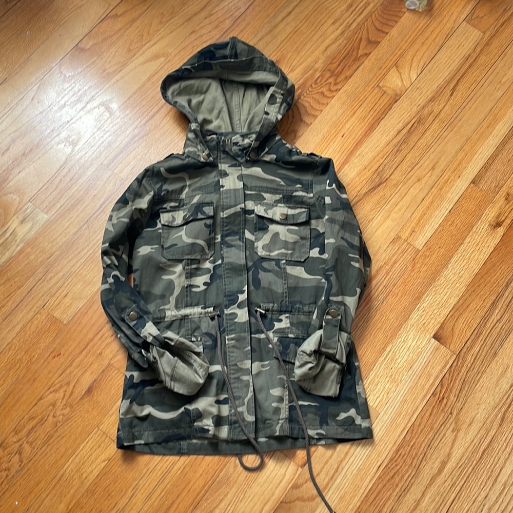 Army zip up